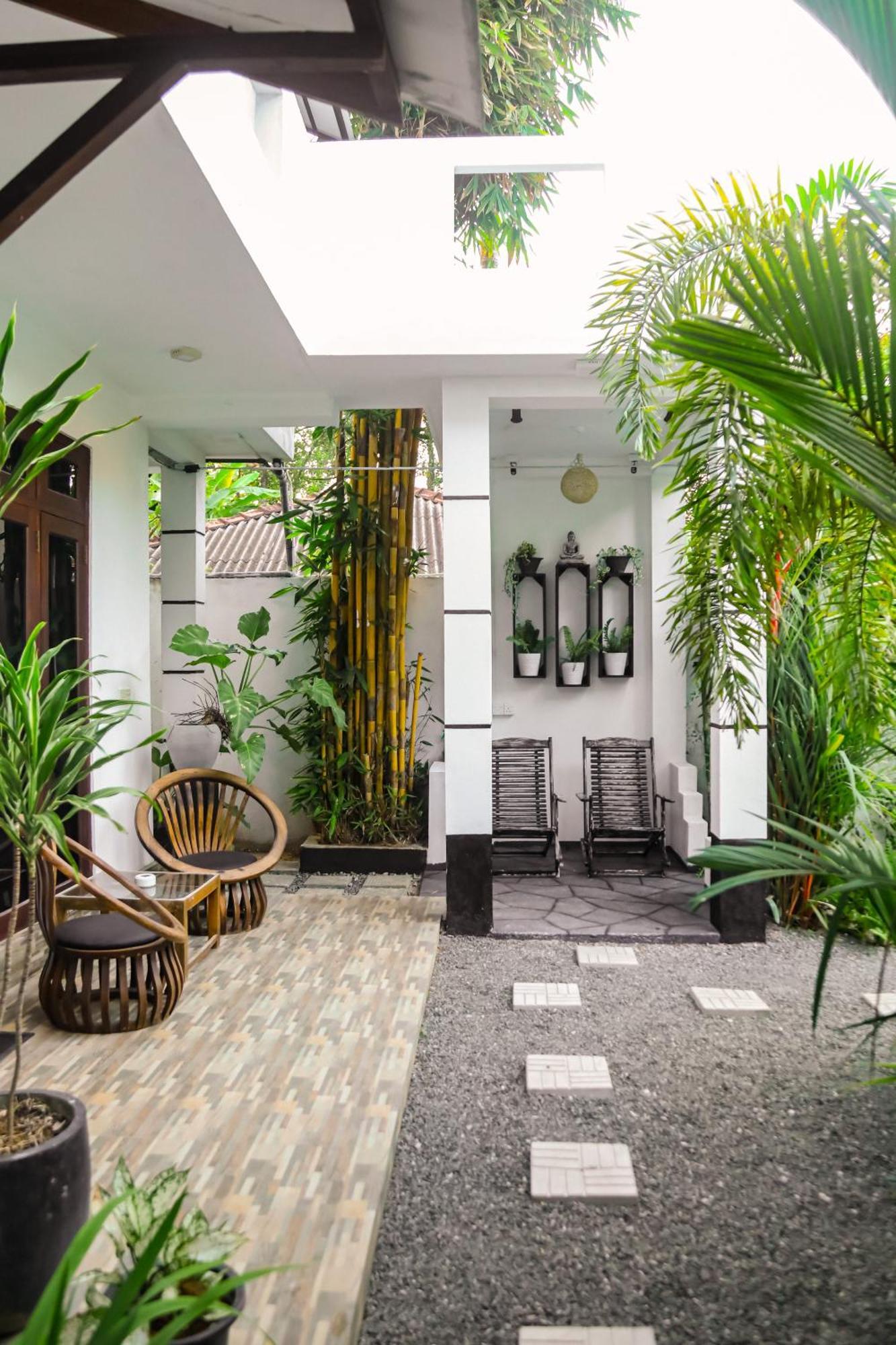 Hidden Villa Hikkaduwa Exterior photo