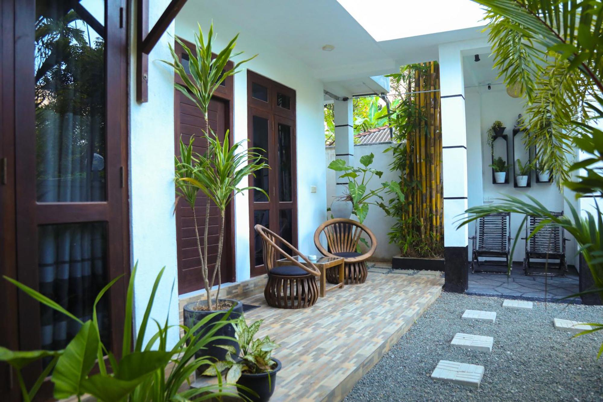 Hidden Villa Hikkaduwa Exterior photo
